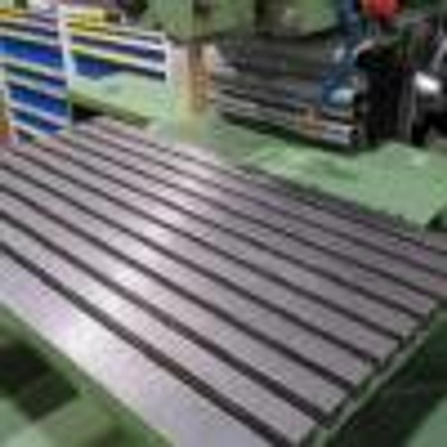 Used MAHO MH700 tool milling machine