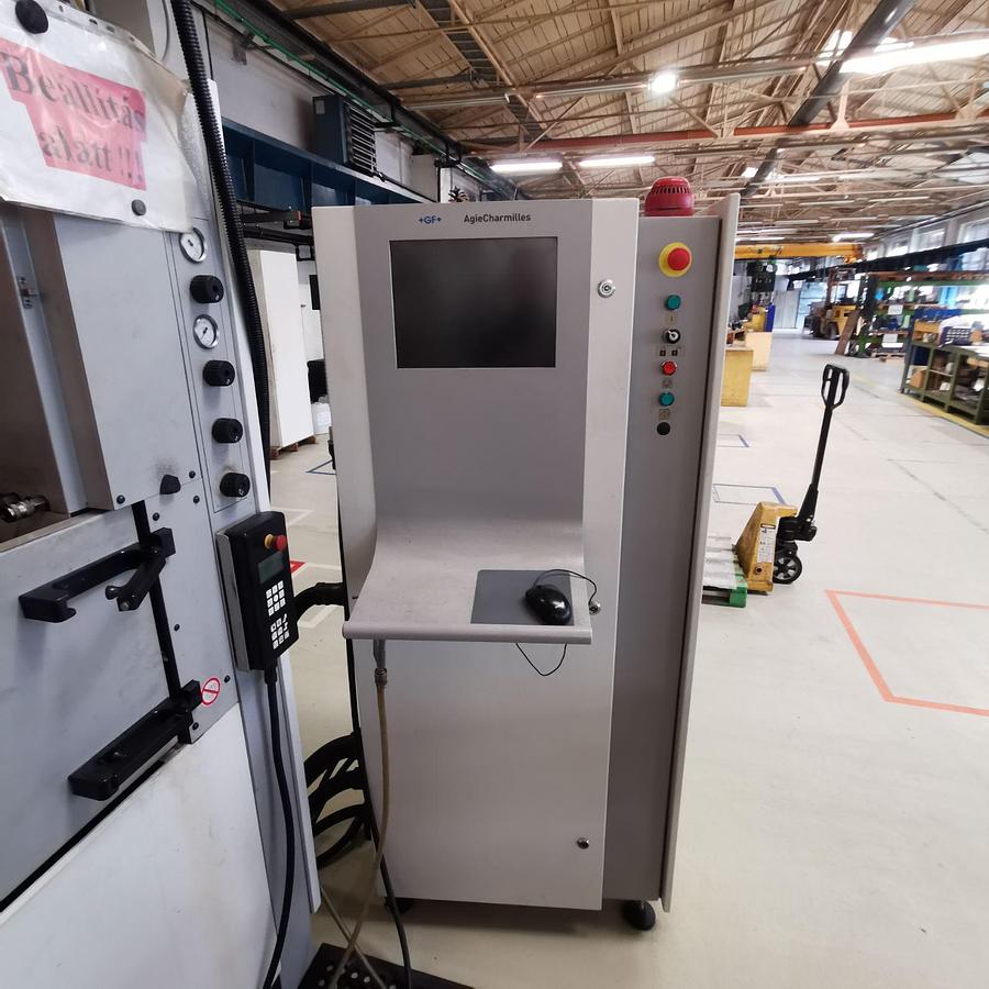 AGIECHARMILLES AT Spirit 3C block EDM machine
