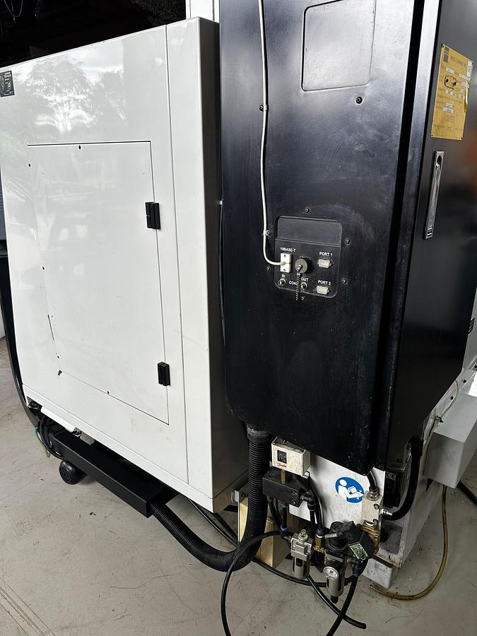 HURCO VM1 machining center