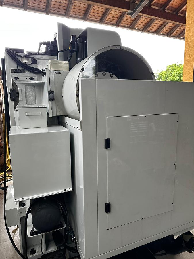 HURCO VM1 machining center