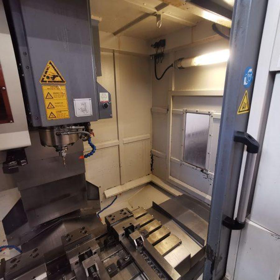 Used Akira Seiki V2.5XP mkp