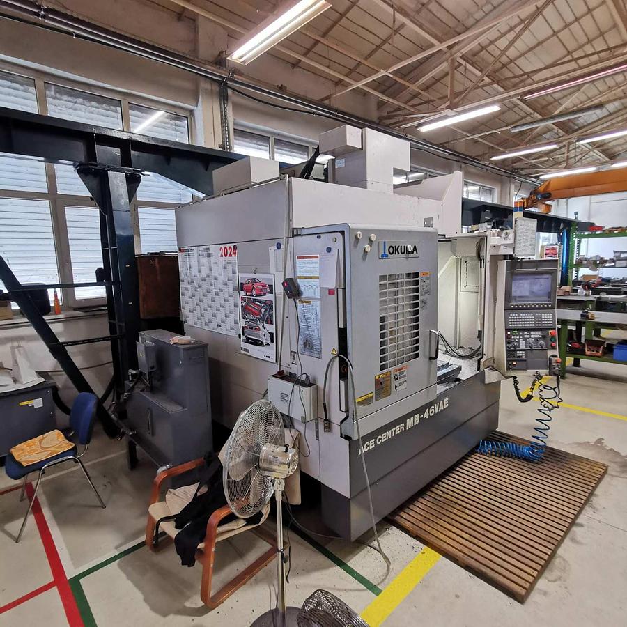 Used OKUMA MB46-VAE machining center