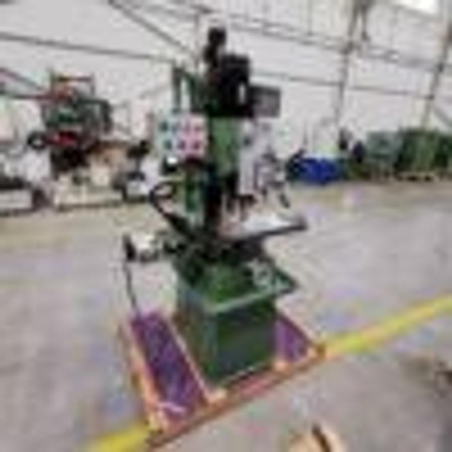 Used TNM Z7045 drilling and milling machine