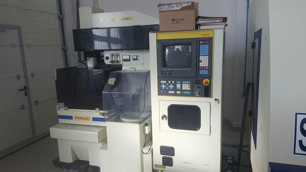 Used FANUC Wire Cut W1 wire EDM
