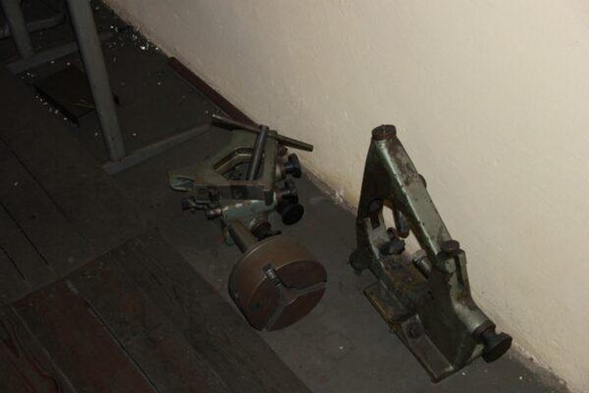 Used VEB SU315 cylindrical grinder