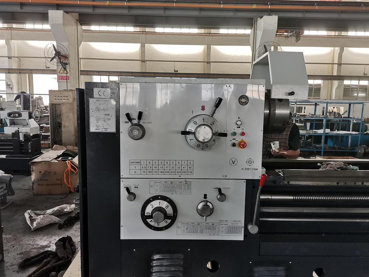 TNM CW6180 lathes