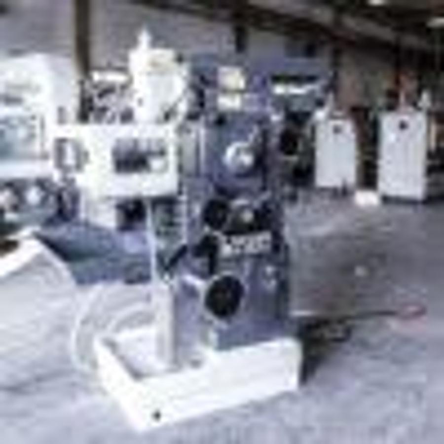 Used KAMI FKM935 tool milling machine