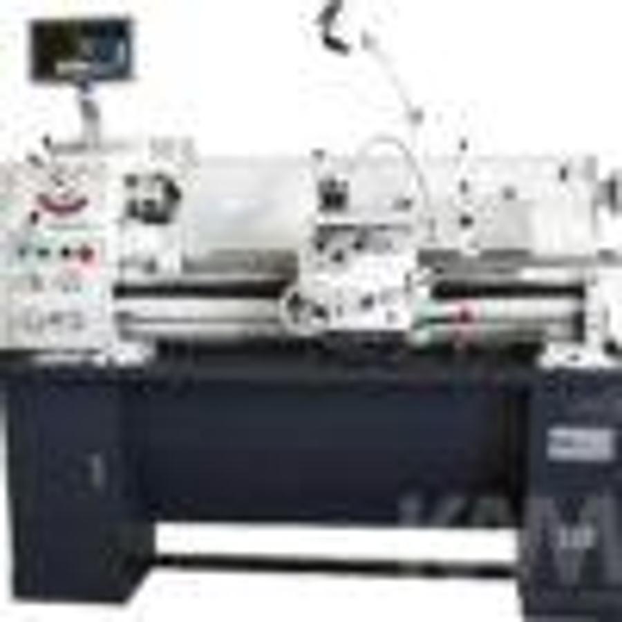 Used KAMI DKM332-1 center lathe