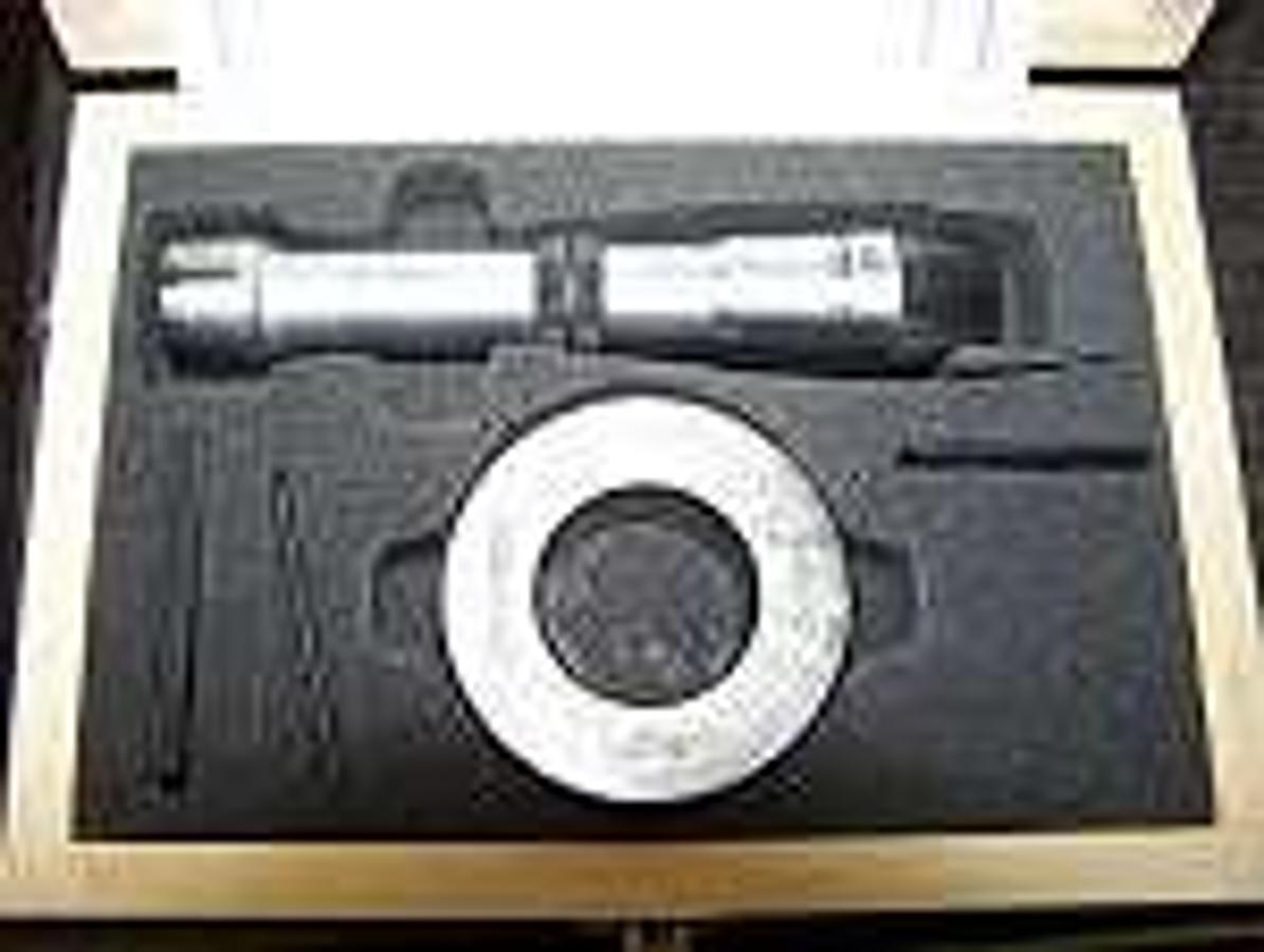 Used Bore measuring tools