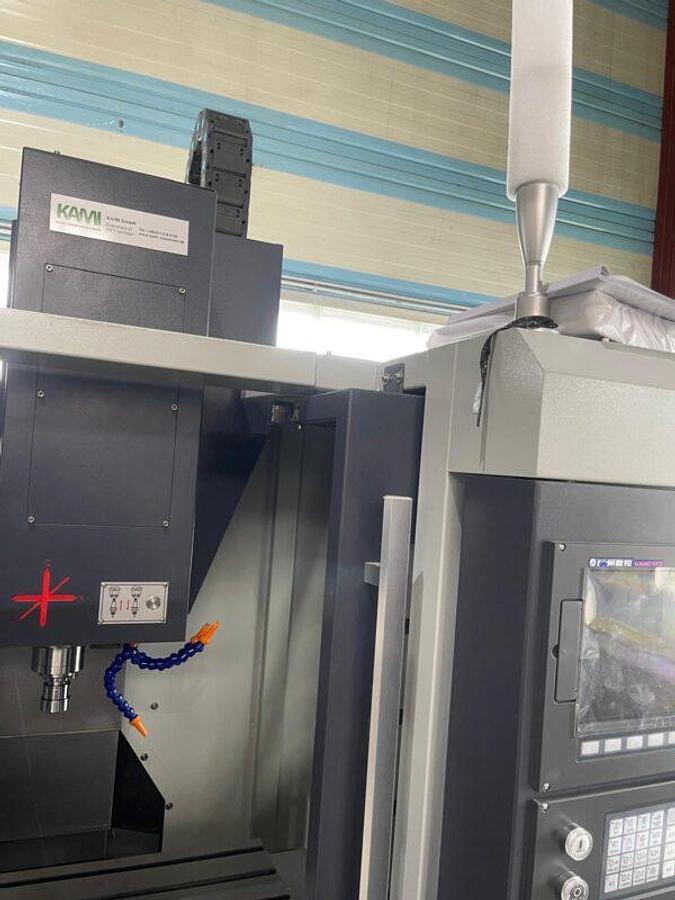 Used KAMI FKM500 CNC machine tool
