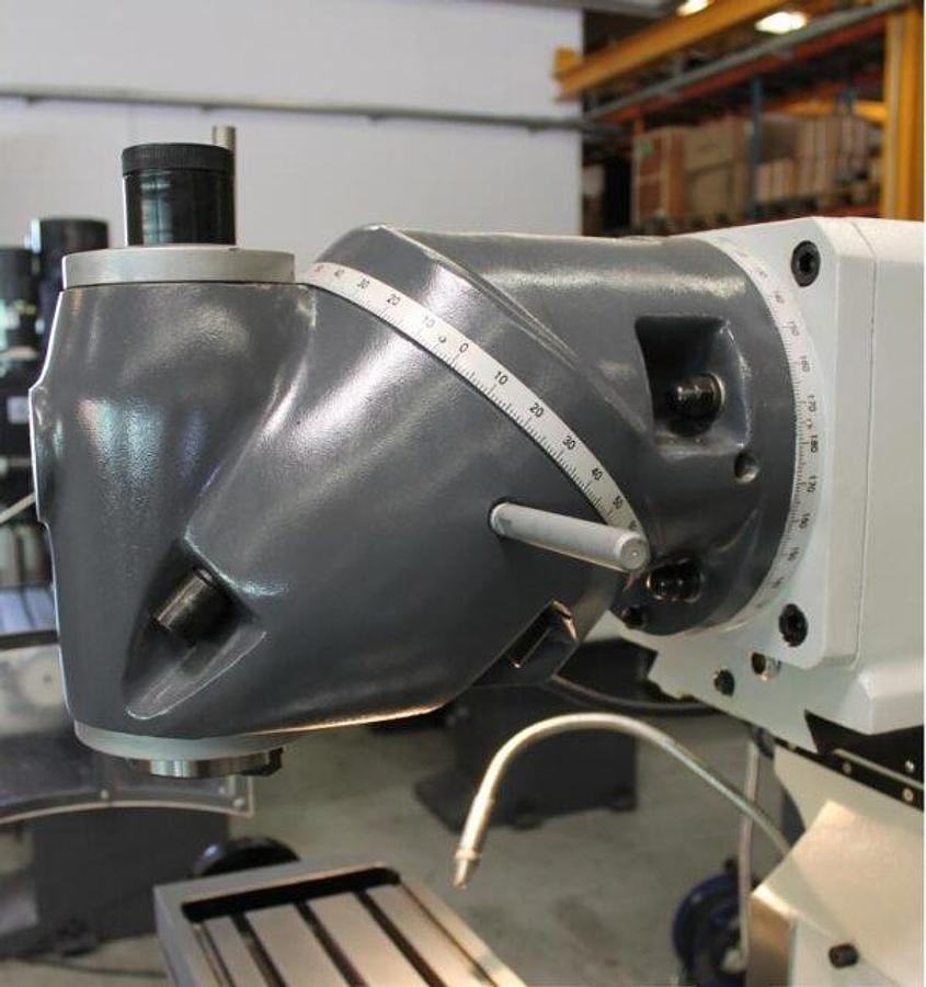 Used KAMI FKM660B-1 conventional milling machine