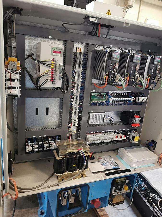 KNUTH ECOMILL 450 cnc milling machine