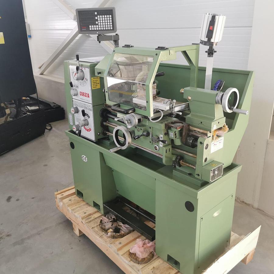 TNM C0632/500 center lathe