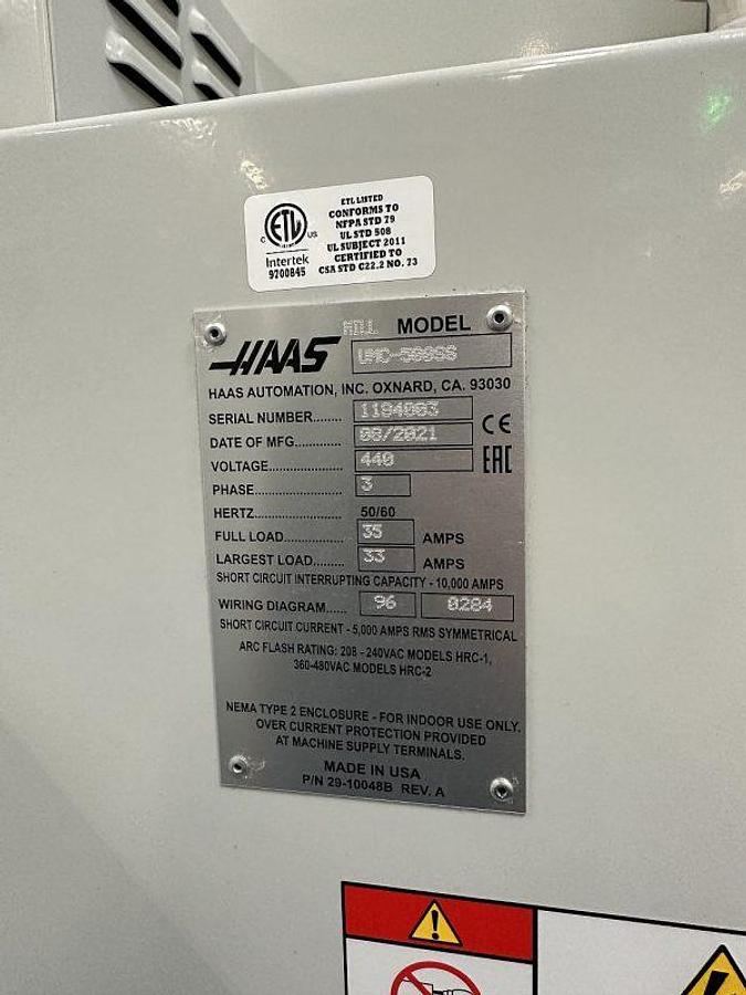 Used HAAS UMC500SS simultaneous 5-axis machining center