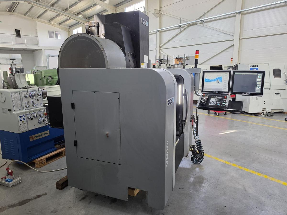 HURCO VM10i machining center