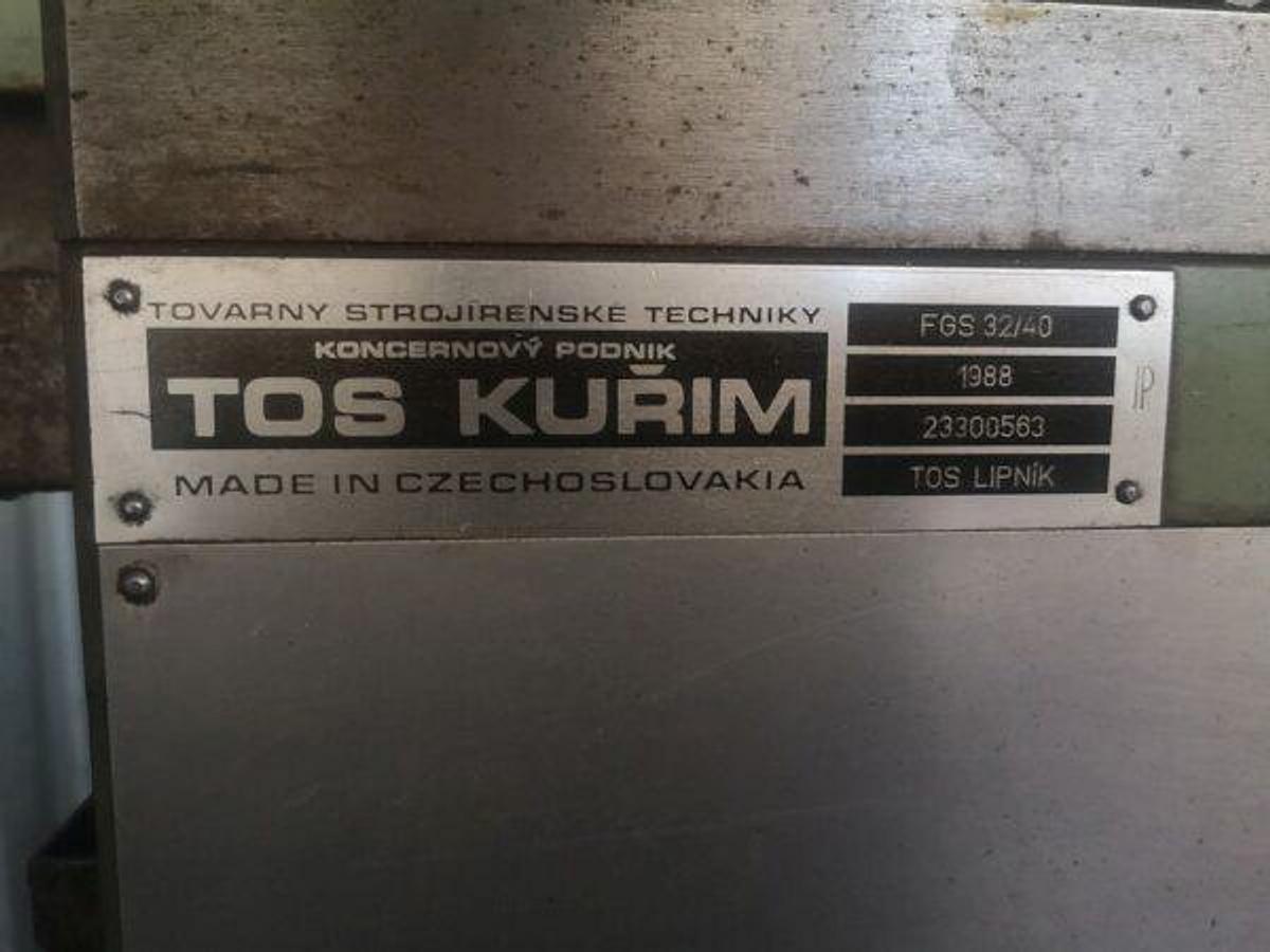 Used TOS FGS32/40 milling machine