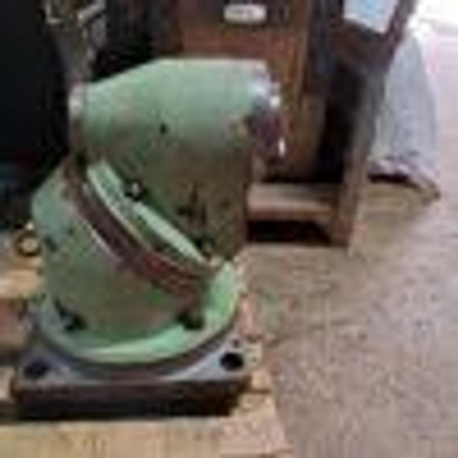 Used TOS FGS32/40 milling machine