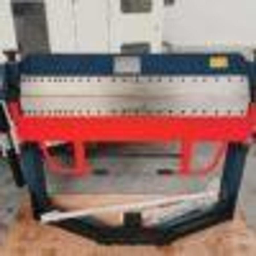 Used TNM_PBB1270/2 manual flanging machine