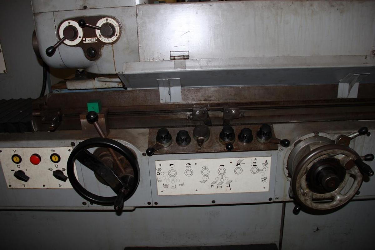 VEB SU315 cylindrical grinder
