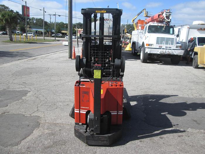 Used Prime Mover SR30 Powered Stacker Forklift