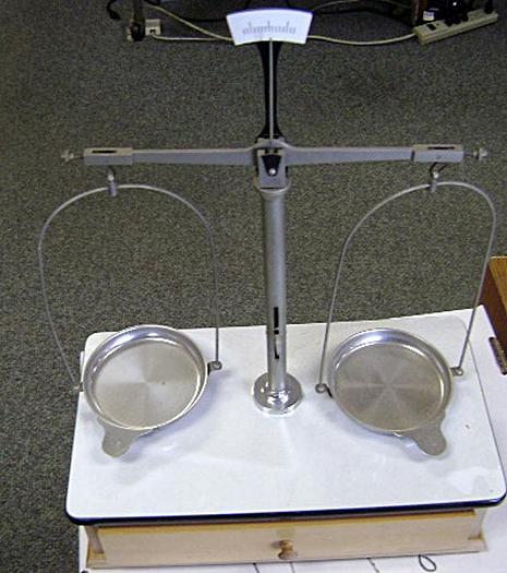 Used 1610-385 Antique Troemner Type Balance Beam Scale