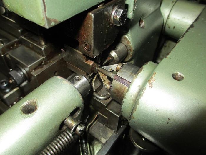 Used 8516-100 OMBI Model FTR Boston Link Chain Machine