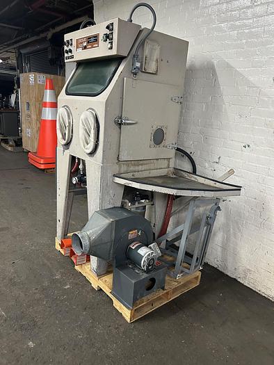 Used Pressure Blast Mfg Co. Model AA-33 Abrasive Blast Cabinet System with Blower