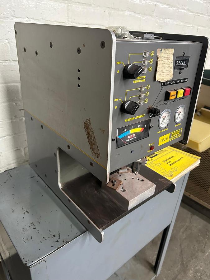 Used EFD Electron Fusion Earring Stud Jewelry Welding Machine, Model 2200 with Tooling