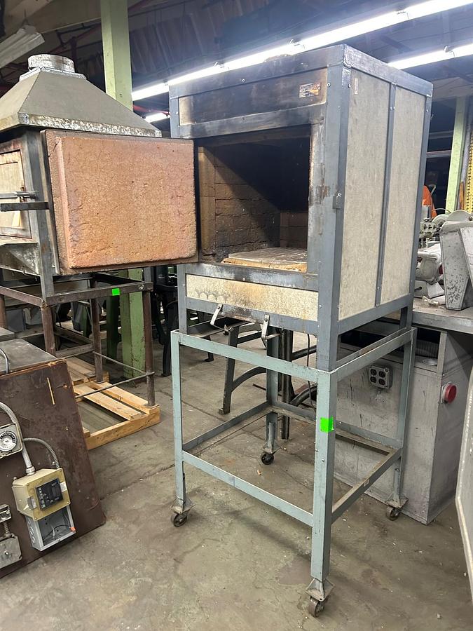 Used Burnout Furnace Oven Kiln 20" x 20" x 20"