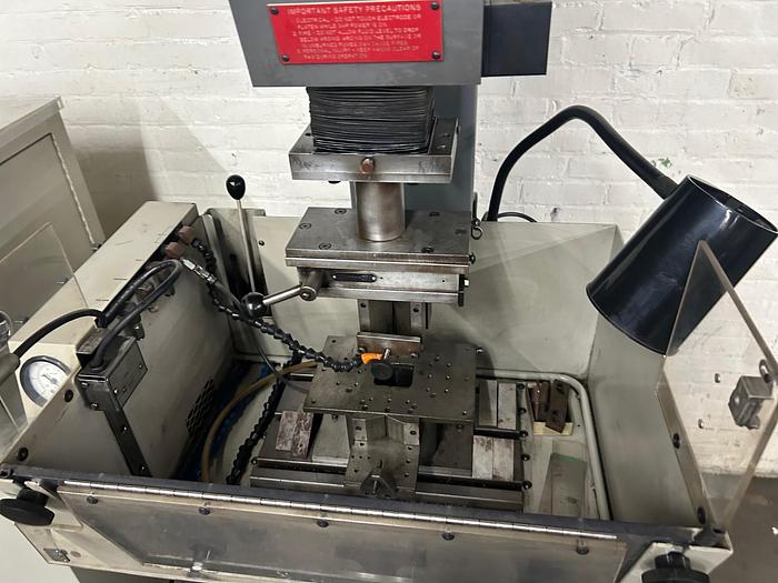 Used Hansvedt EDM CS1 Workman/201 Electrical Discharge Machine Ram EDM System