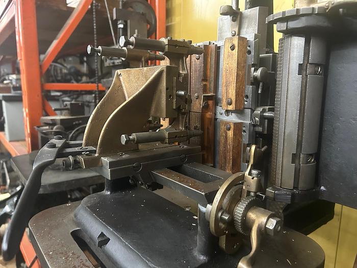 Used 0347-385 Kenloc Model 10 Straight Line Engine Turning Machine