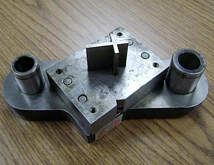 Used 0658-390 Die Set to Make Large Religious Cross