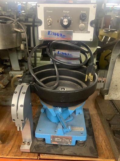 Used 5922-700 Dama Syntron Model EB051 Magnetic Jewelry Earring BAck Parts Feeder with Optima Air Feed