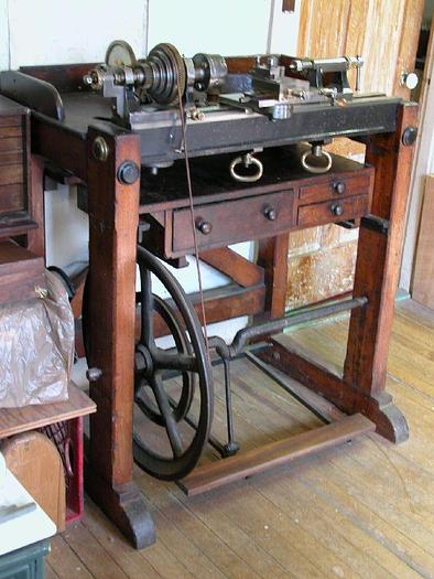 Used 2581-385 Antique Goyen Ornamental Turning Lathe – Circa 1871, with Accessories