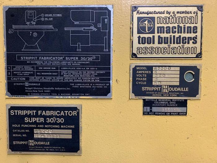 Used Strippit Fabricator Super 30″ x 30 Ton Semi-Automatic Punch Press with Tooling