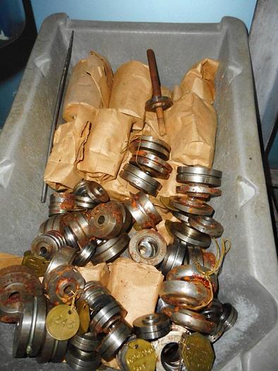 Used 3045-700 WIRE / TUBE KNURLING, DECORATING, PATTERNING TURK’S HEAD MACHINE-TOOLING