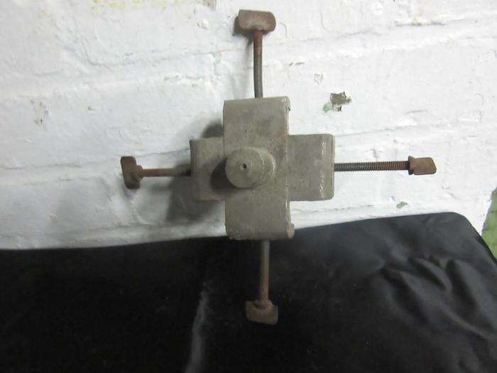Used 1862-385 RARE ANTIQUE ORNAMENTAL & ENGINE TURNING WORK HOLDING VISE