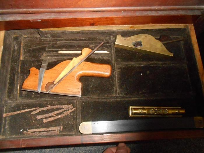 Used 8283-385 ANTIQUE WOODWORKERS WOOD TOOL BOX WITH TOOLS