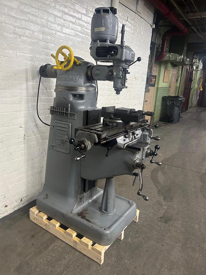 Used Bridgeport 9" x 32" 1/2 HP, 6-Speed Ram Type Vertical Milling Machine