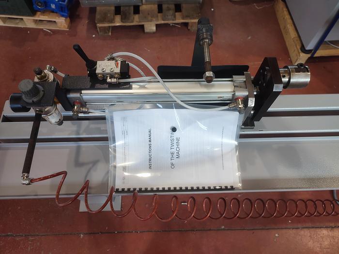 TVN Model TRC/EX Chain Twisting Machine