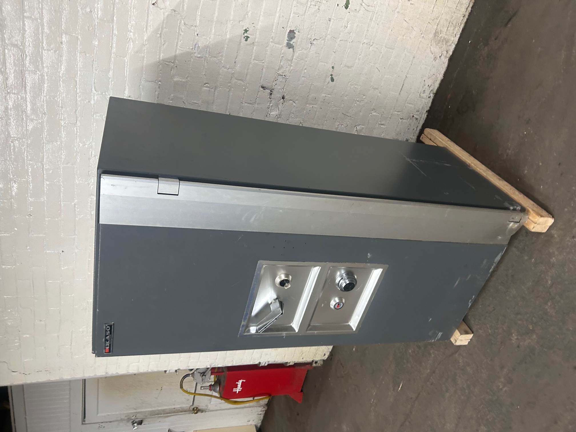 Used Kaso TL30 Treasury Safe Model TKK-250, with Key & Combination