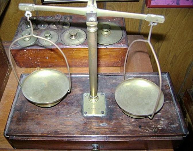 Used 1598-385 Antique Troemner Type Balance Beam Scale