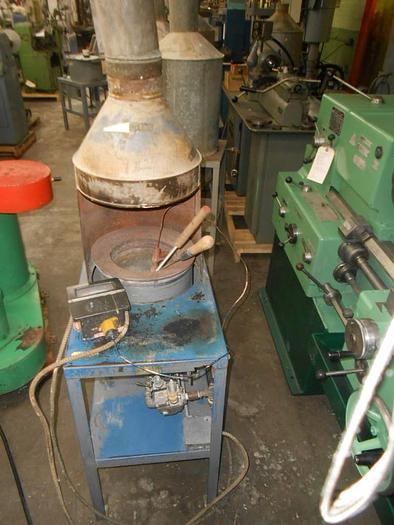 Used 6725-310 Charles Hones Gas Operated Melting Pot
