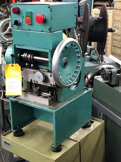 Used 9816-120 Sisma Type TR/A Chain Compacting Machine