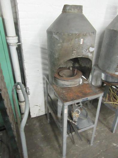 Used 1413-310 Charles Hones “BUZZER” Gas Operated Melting Pot – 160 LBS CAPACITY