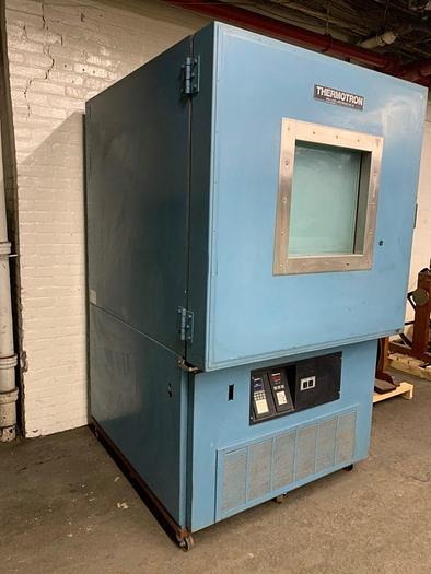 Used 5309-180 Thermotron SM-32S Mini-Max Environmental Termperature & Humidity Chamber
