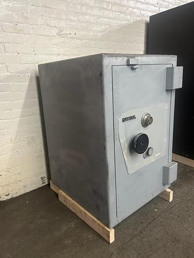 Used Original Safe and Vaults Combination Tool Resistant Safe MTL TL30 UL