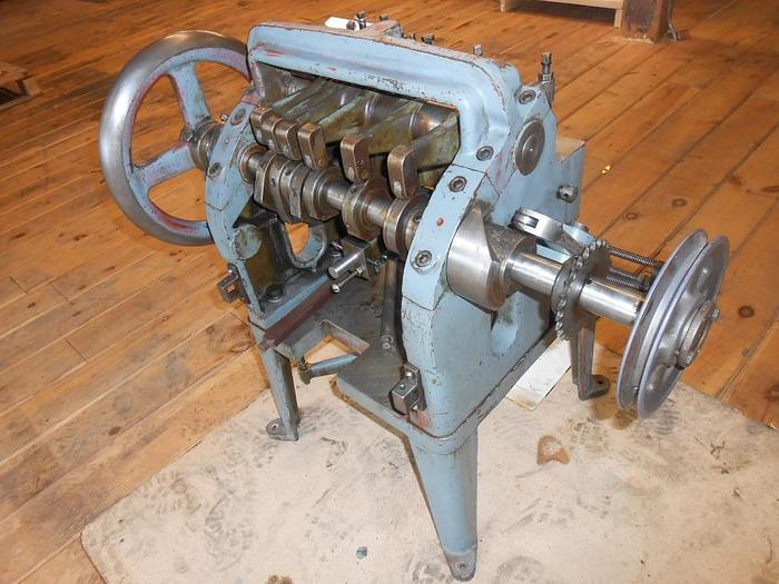 Used 8625-100 Industrial Jump Ring Making Machine