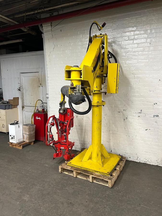 Used Dalmec Type PMC Specialized Pneumatic Industrial Manipulator / Lift-Assist