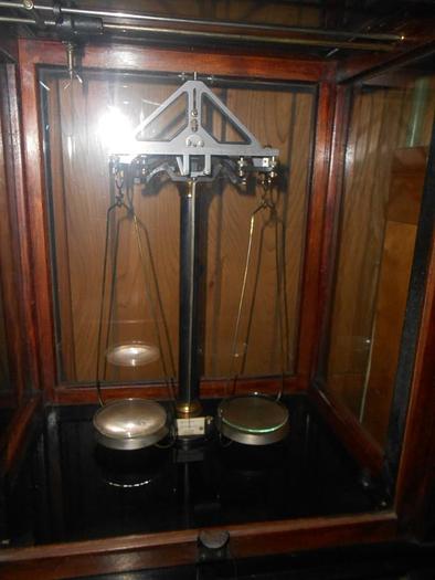 Used 0198 F Sartorius Gottingon Balance Beam Scale